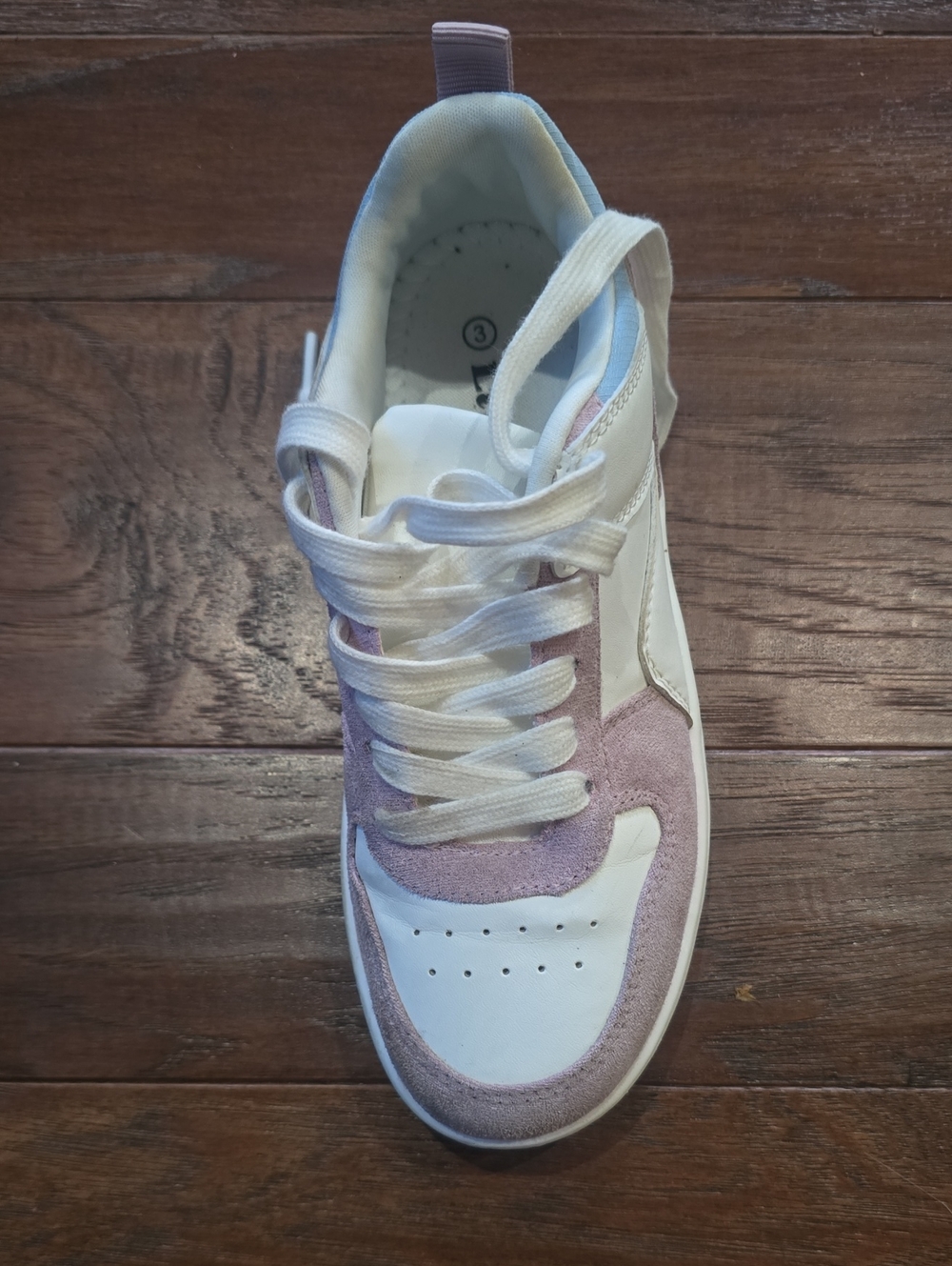 Link Kids Sneakers in White and Pink Accent